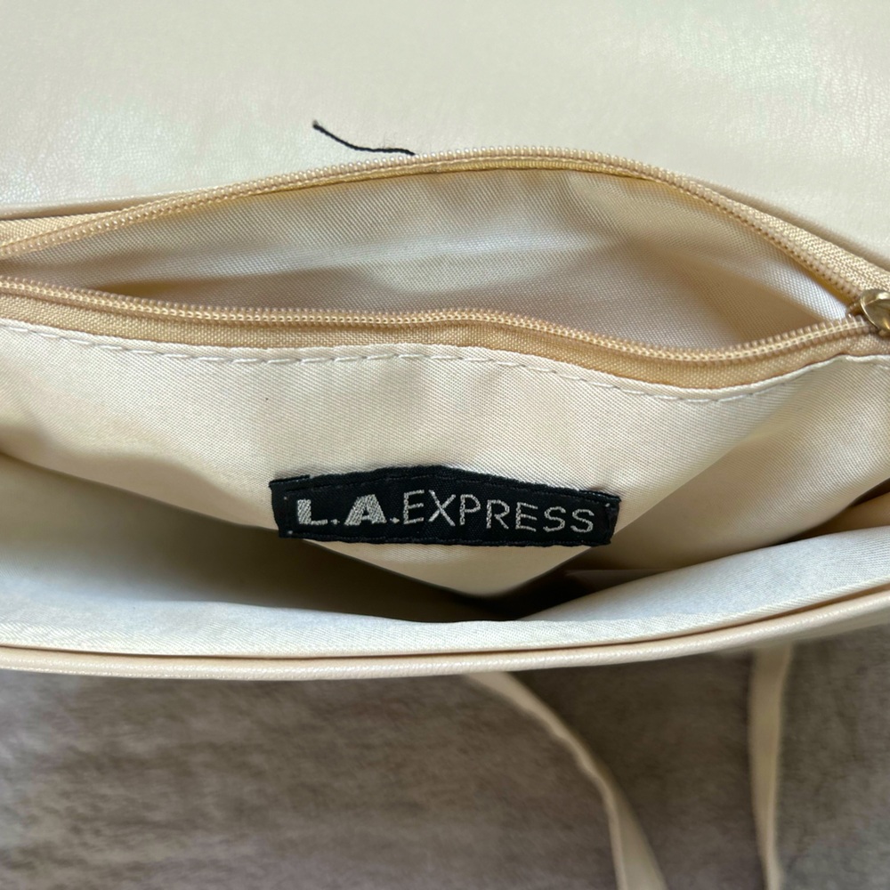 BRAND NEW Cream Vinyl Shoulder Bags